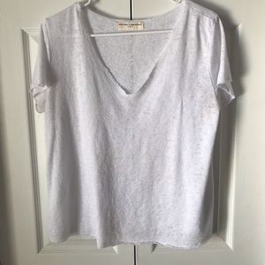 urban Outfitters White short sleeve tee